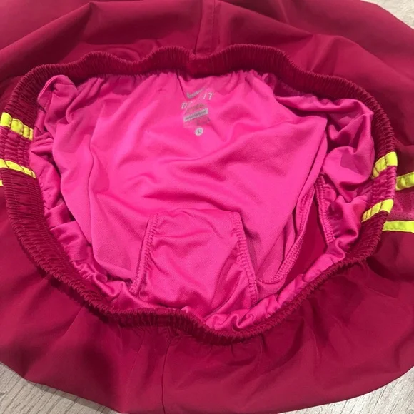 Nike Dri-Fit Women’s Running Shorts Liner Red Pink Yellow Size Large - Picture 7 of 9